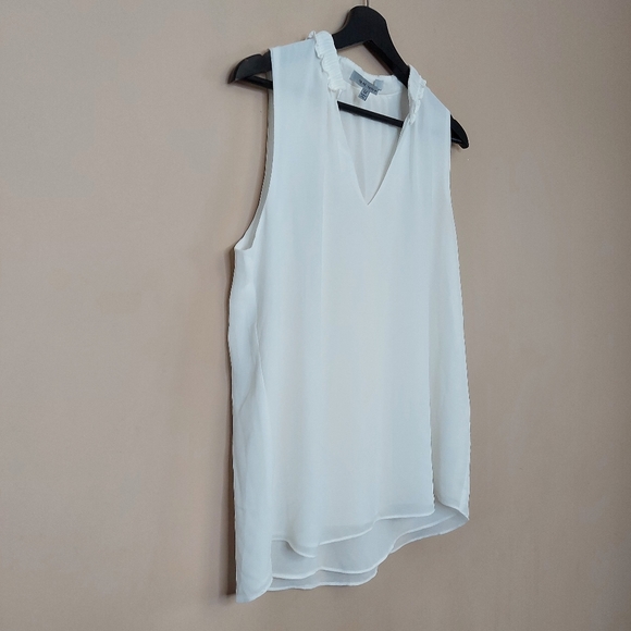 Naked Zebra sleeveless v neck ruffle neckline detail size small - Picture 2 of 7